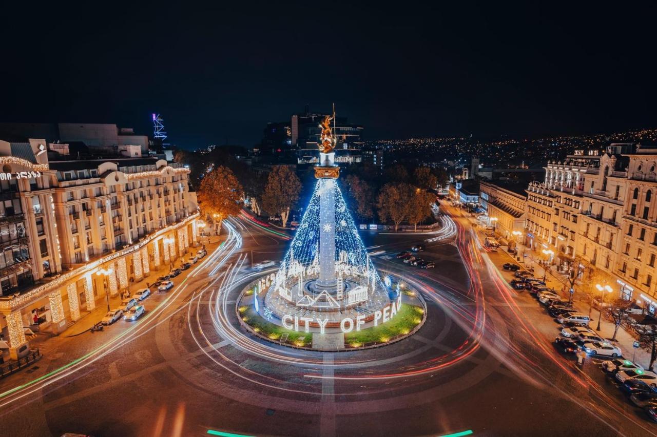 Golden Smart's Apartment Tbilisi Buitenkant foto